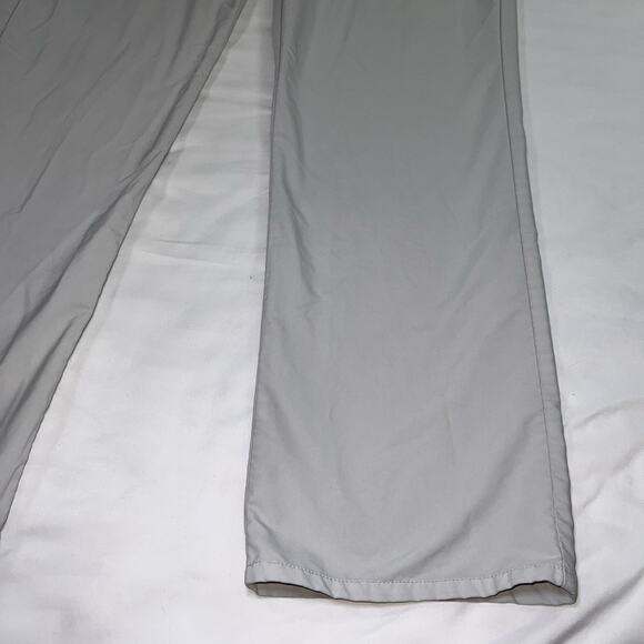 Travis Mathew Golf Pants Men's Size 38X33 Light Gray Flat Front Stretch Chinos - Picture 3 of 16